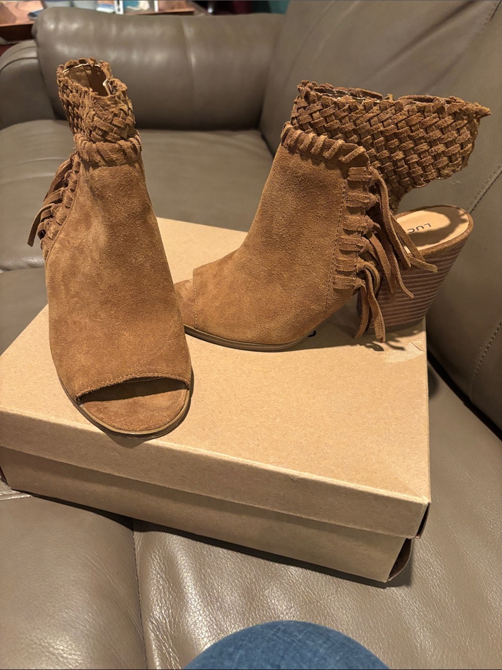 Lucky Brand Tan Suede Woven Cuff Fringe Peep-Toe Ankle Booties